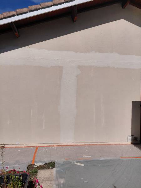 Comment réussir la pose d’un RPE taloché I4 sur façade à Cestas