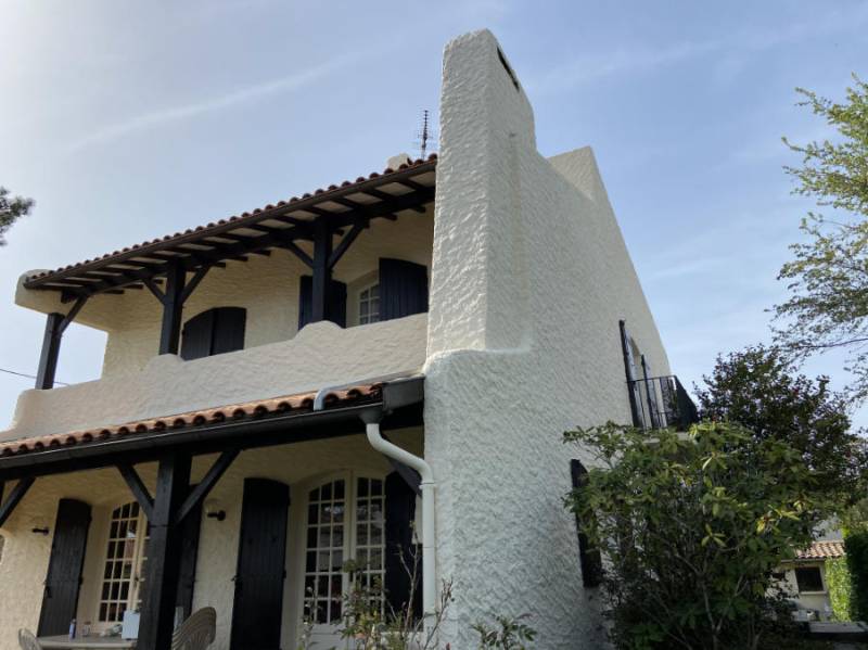 rénover les peintures et vos boiseries d'une maison à Gradignan